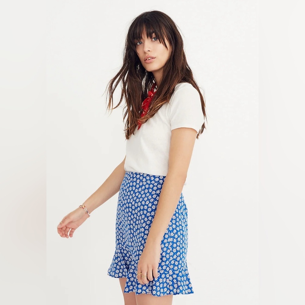Madewell Ruffle-Edge Skirt in Mini Daisy - Picture 2 of 11